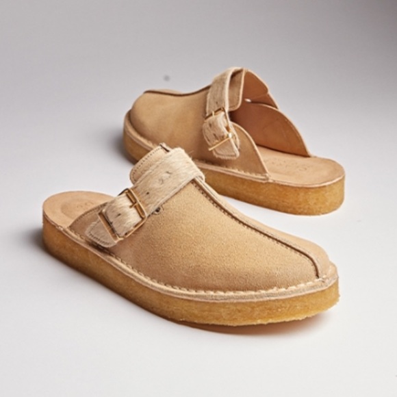Clarks Trek Mule Crepe Sole Clogs - Picture 5 of 16